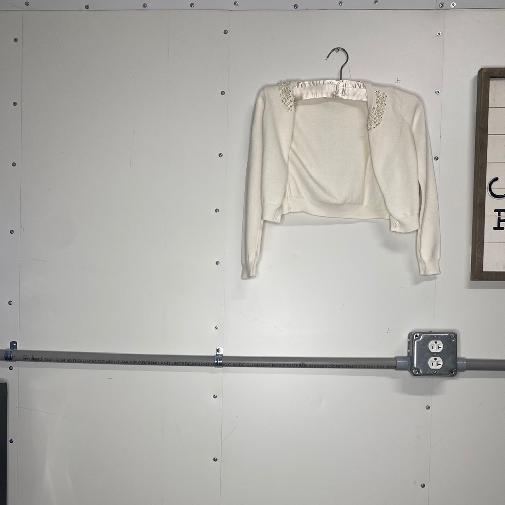 Children's Place White cardigan with pearls